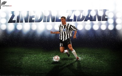 熊猫体育热评-从重伤到铁人他感谢医疗组